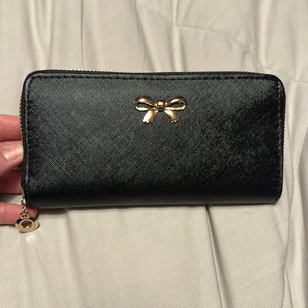 Cute Black simple wallet with gold bow